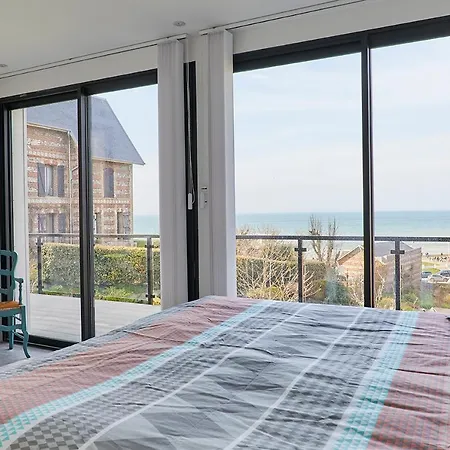 Gabrielle Face A La * Hautot-sur-Mer